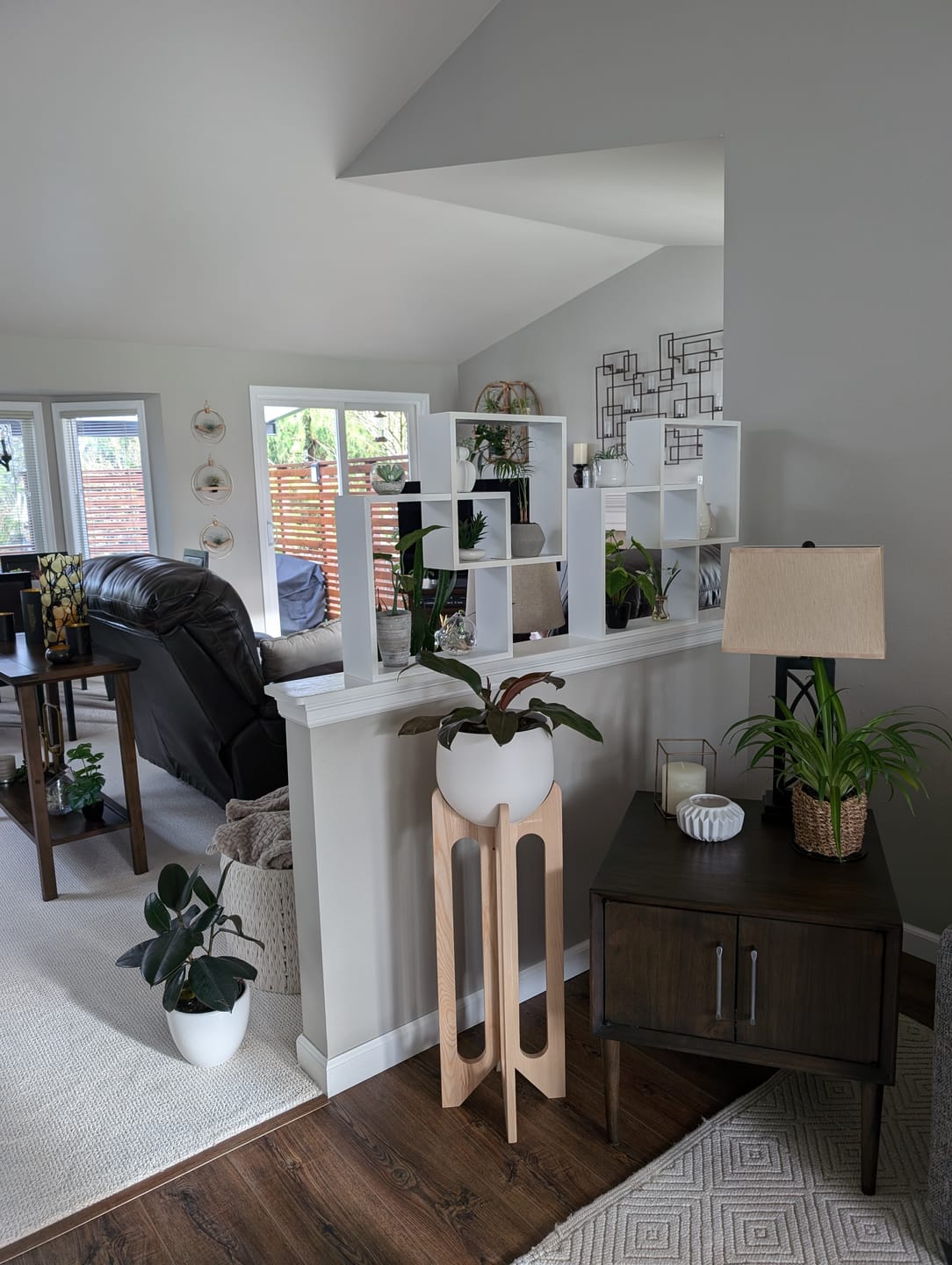 Customer photo review of Arches Plant Stand + Pot