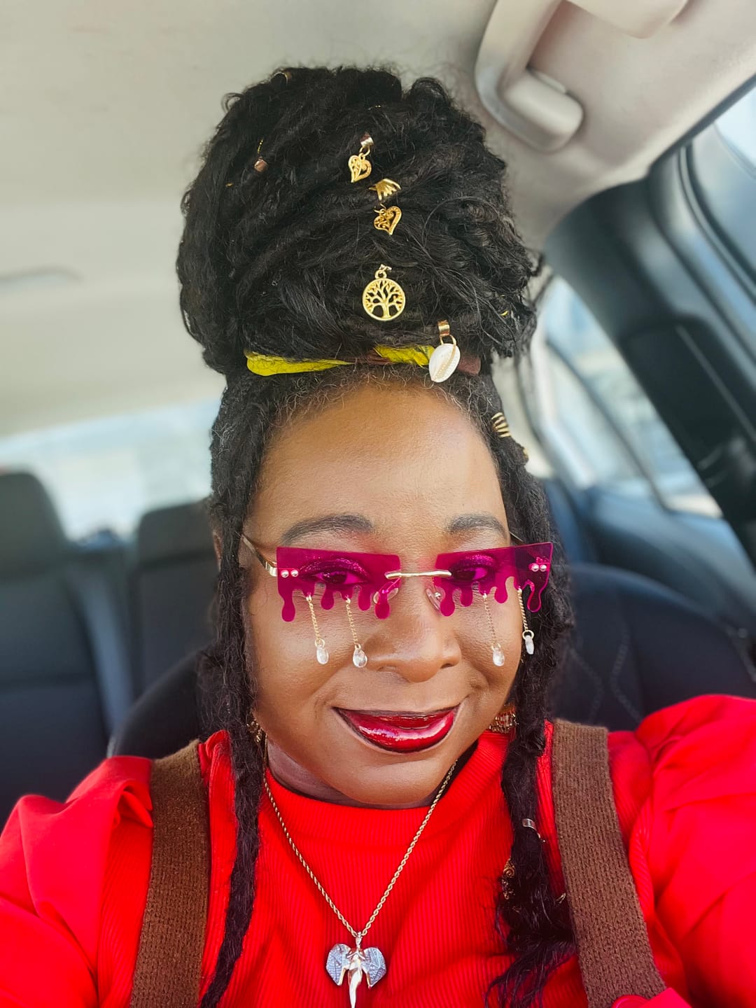 Customer photo review of Afro Kinky Curly Bulk Hair Extensions for Braiding