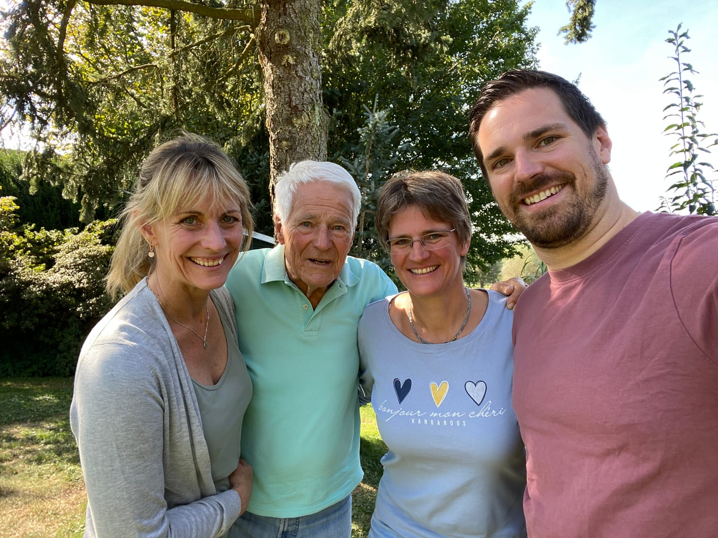 Customer photo review of Foto - Schlüsselanhänger - Familie ist da, wo Leben beginnt und Liebe niemals endet!
