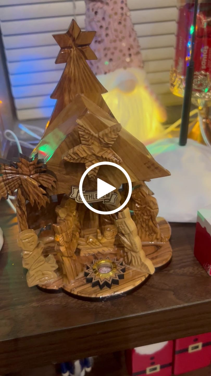 Customer video review of Olive Wood Nativity Scene with Music Box - (8x6 Inches)