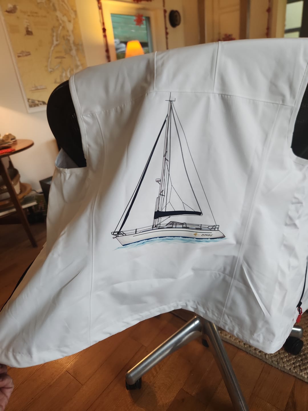 Customer photo review of Helly Hansen Women's Crew Vest