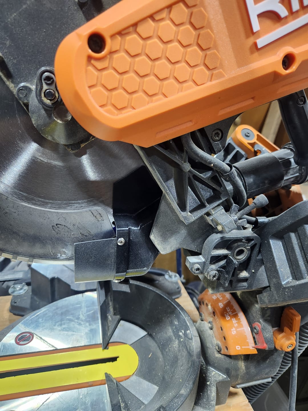 Customer photo review of Ridgid Dual Bevel Miter Saw Dust Collection