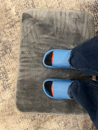 Customer photo review of The Cloudies ™ - Orthopedic Slippers With Extra Compressible Thick Sole