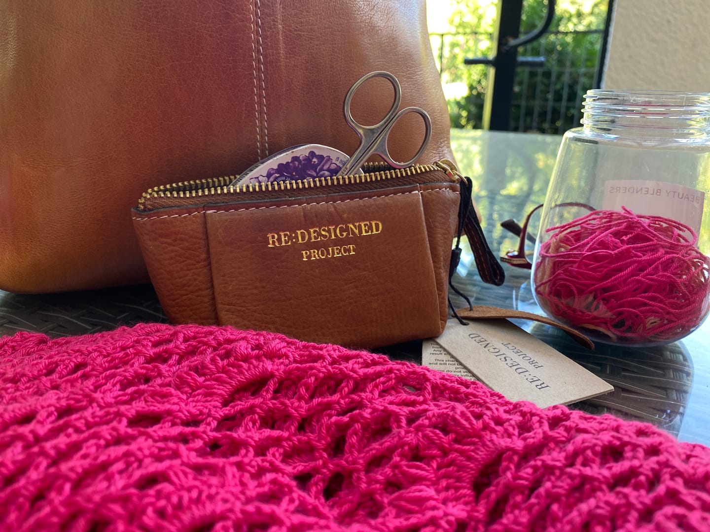 Customer photo review of Estuche de Cuero Triangular Para Accesorios  Project 35