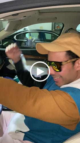 Customer video review of Mis Raíces Orange