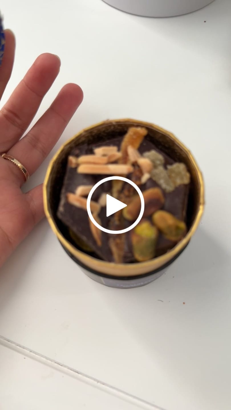 Customer video review of 72% Venezuelan Mendiants