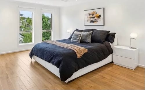 Customer photo review of Black and Gold