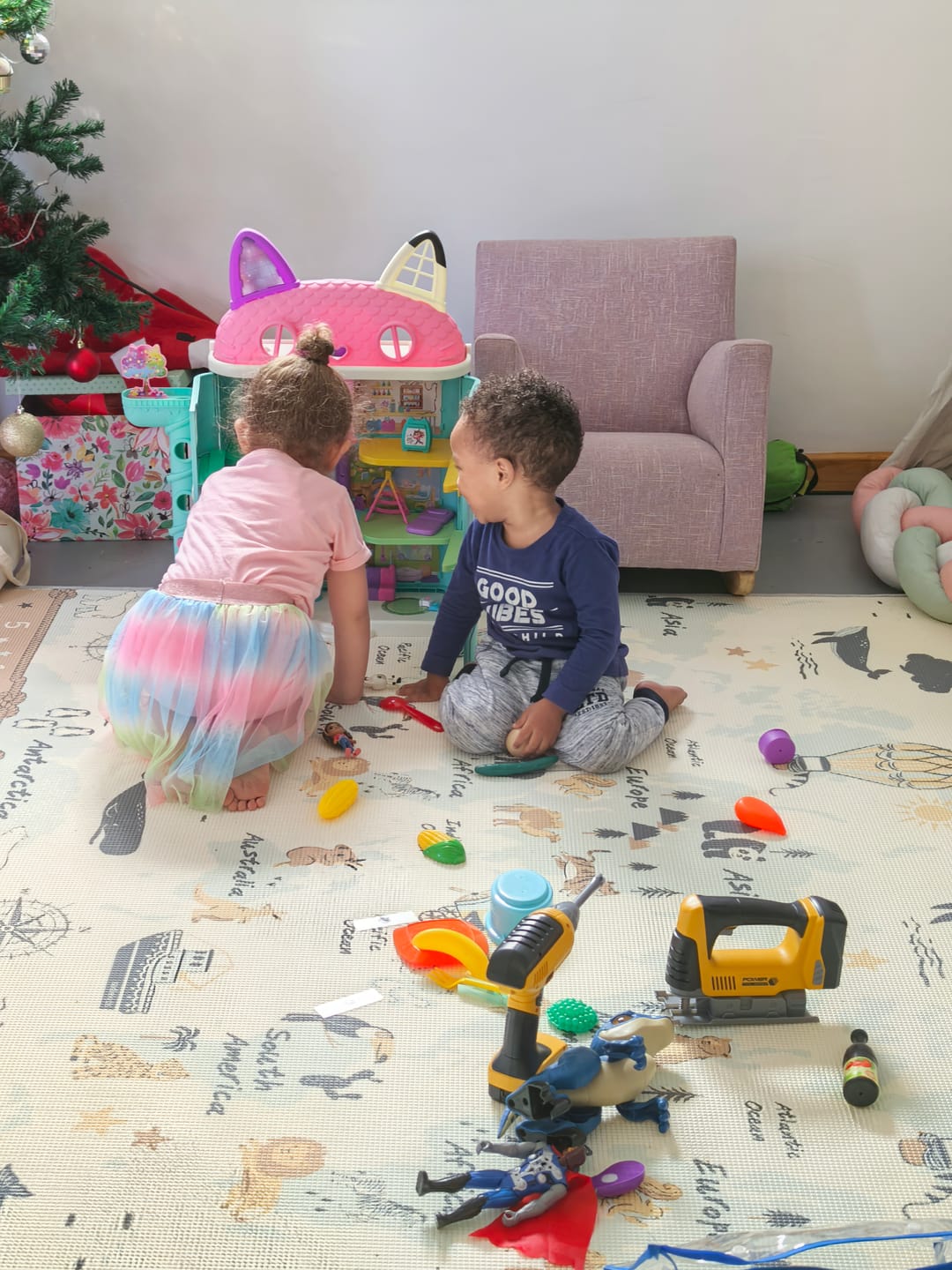Customer photo review of ABC Africa/ World Map Play Mat