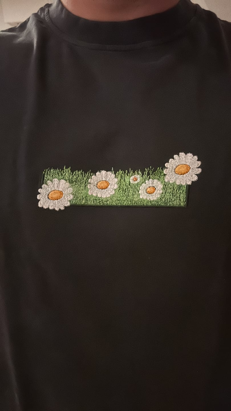 Customer photo review of OVERSIZED T-SHIRT WITH BOXY DESIGN