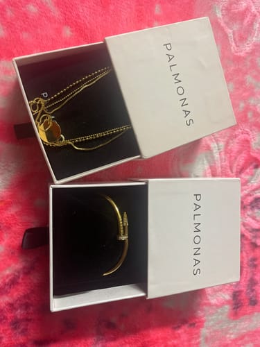 Customer photo review of Nail Bangle Bracelet