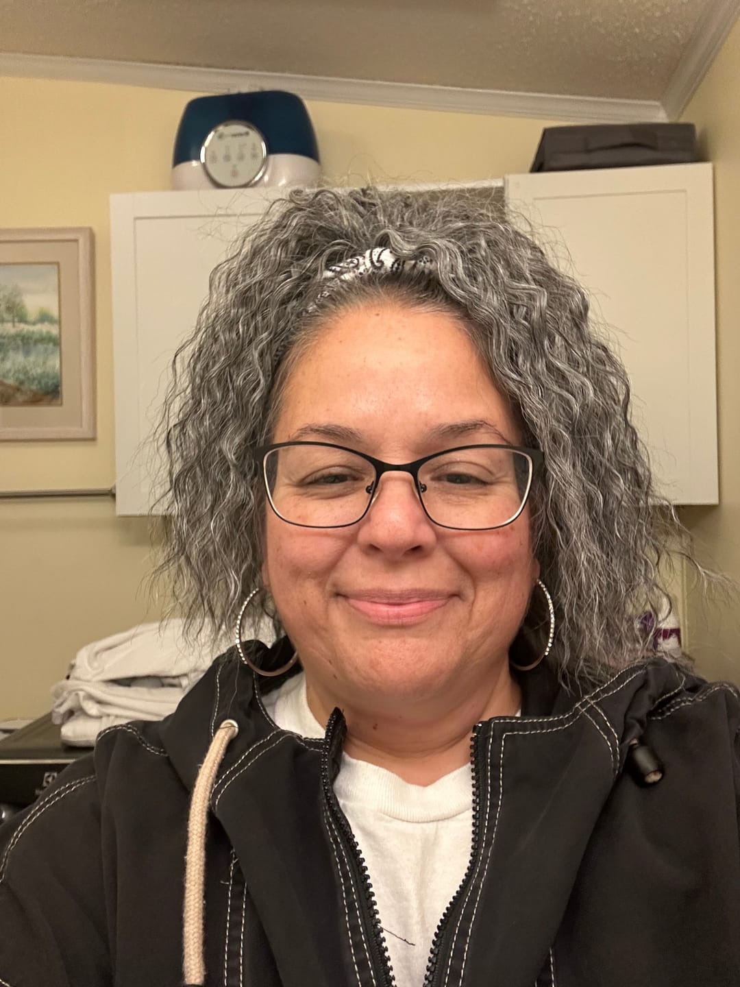 Customer photo review of Foxy Silver Synthetic Drawstring Ponytail - DS 016