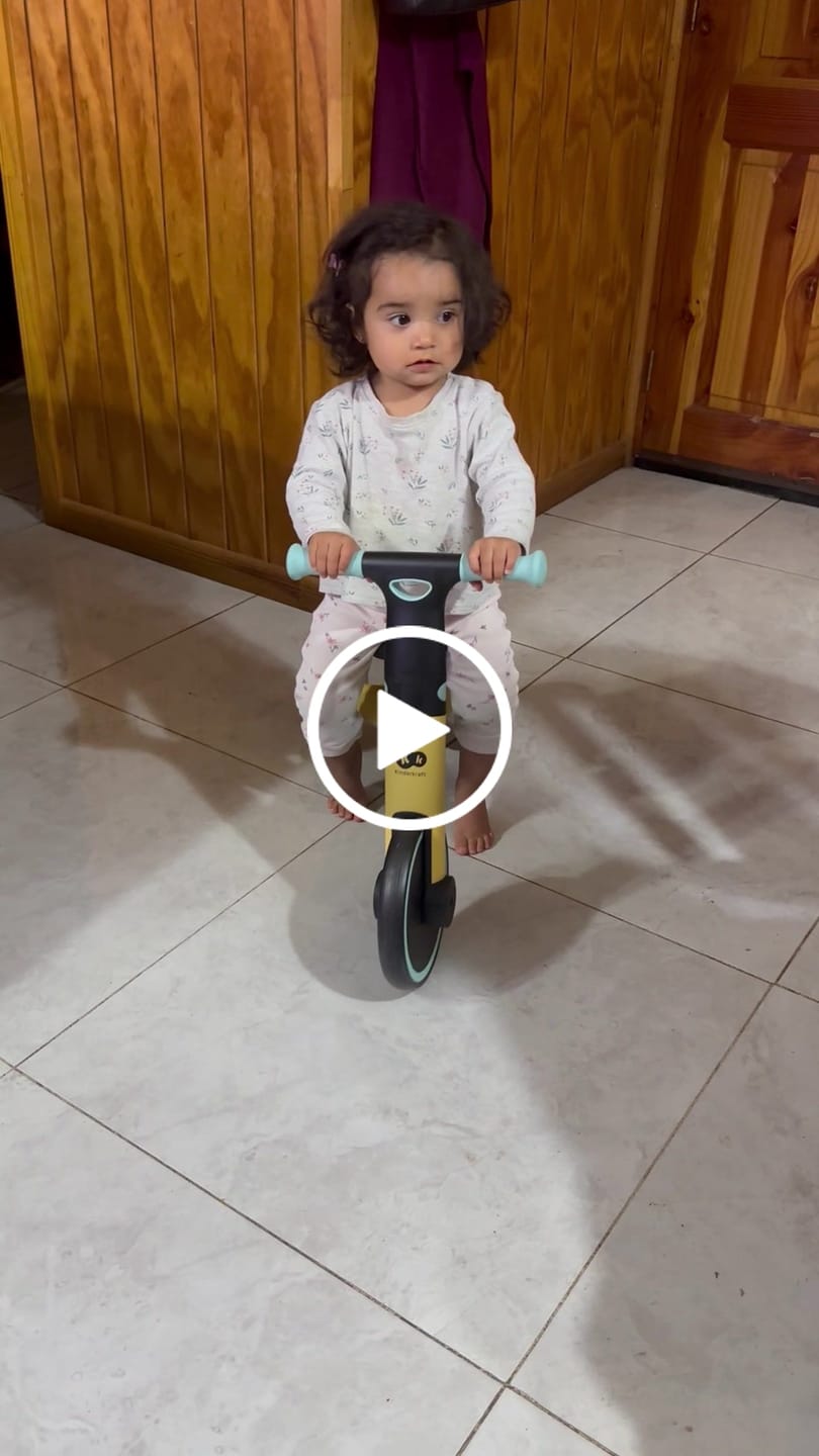 Customer video review of Triciclo 4Trike  3 en 1 Sunflower Blue - Kinderkraft