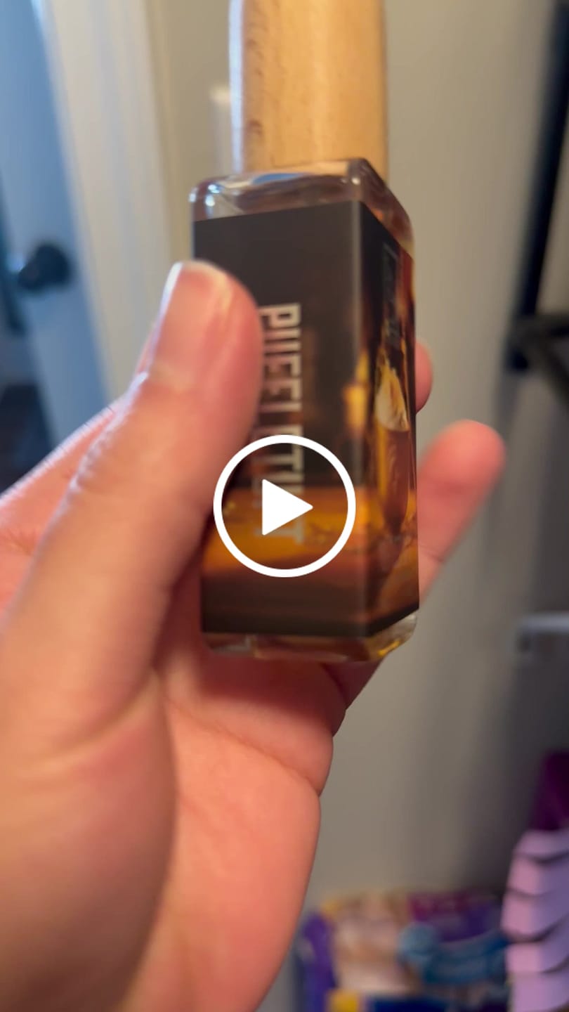 Customer video review of Puffletuft