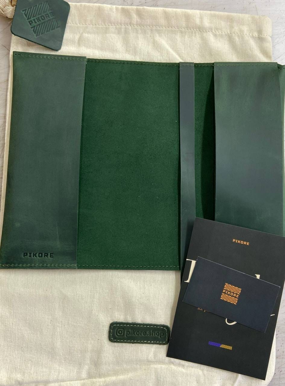 Customer photo review of Bible Case Vintage