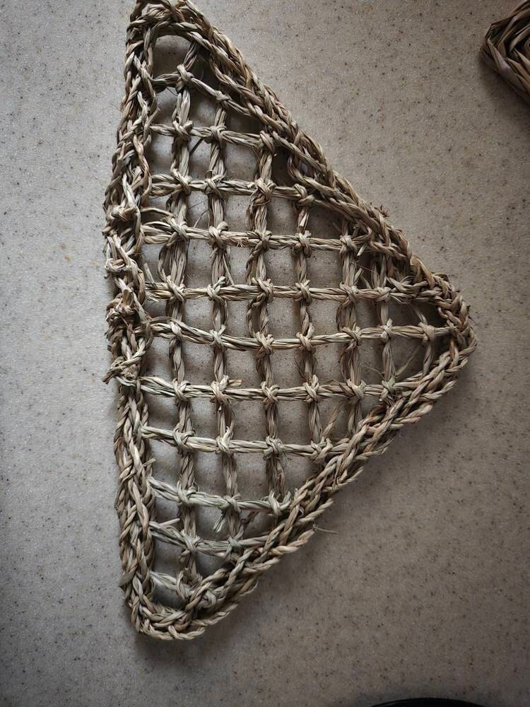 Customer photo review of 12" Triangle Seagrass Mat