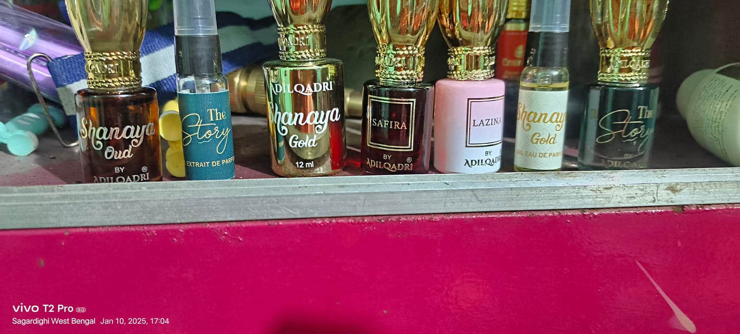 Customer photo review of 3 Pcs Attar Set Lazina, Safira And The Story Attar Perfume 5.5ML Each