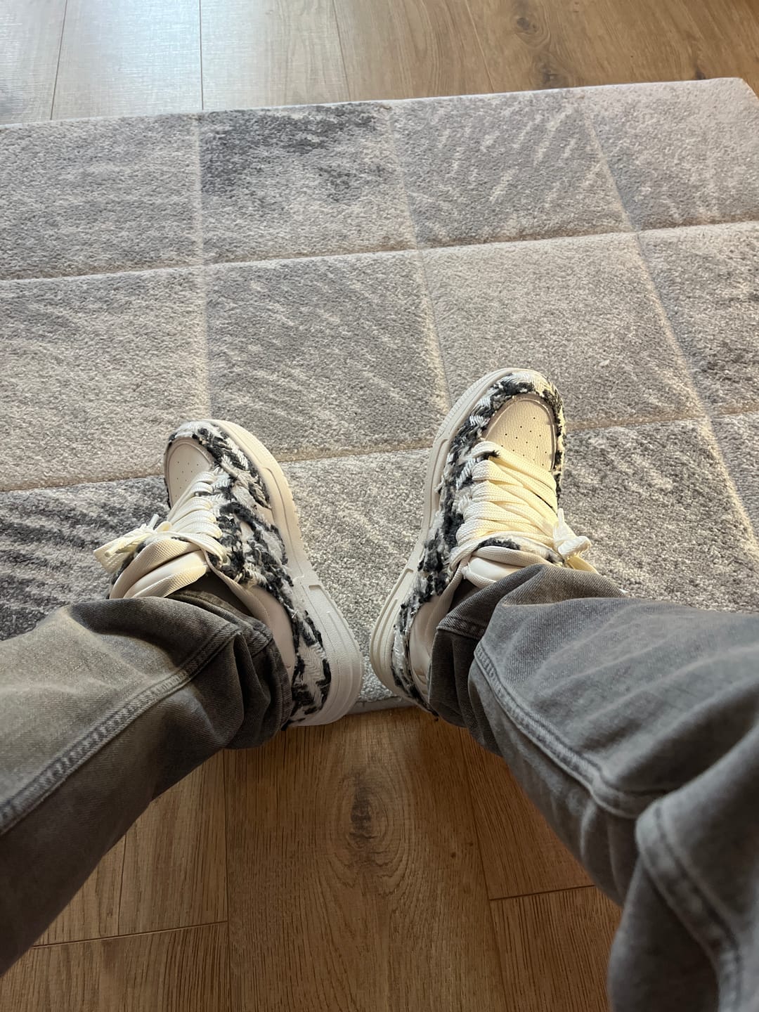 Customer photo review of Wolf Double Tongue Sneakers
