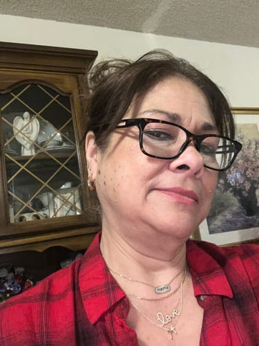 Customer photo review of rachelle hoops