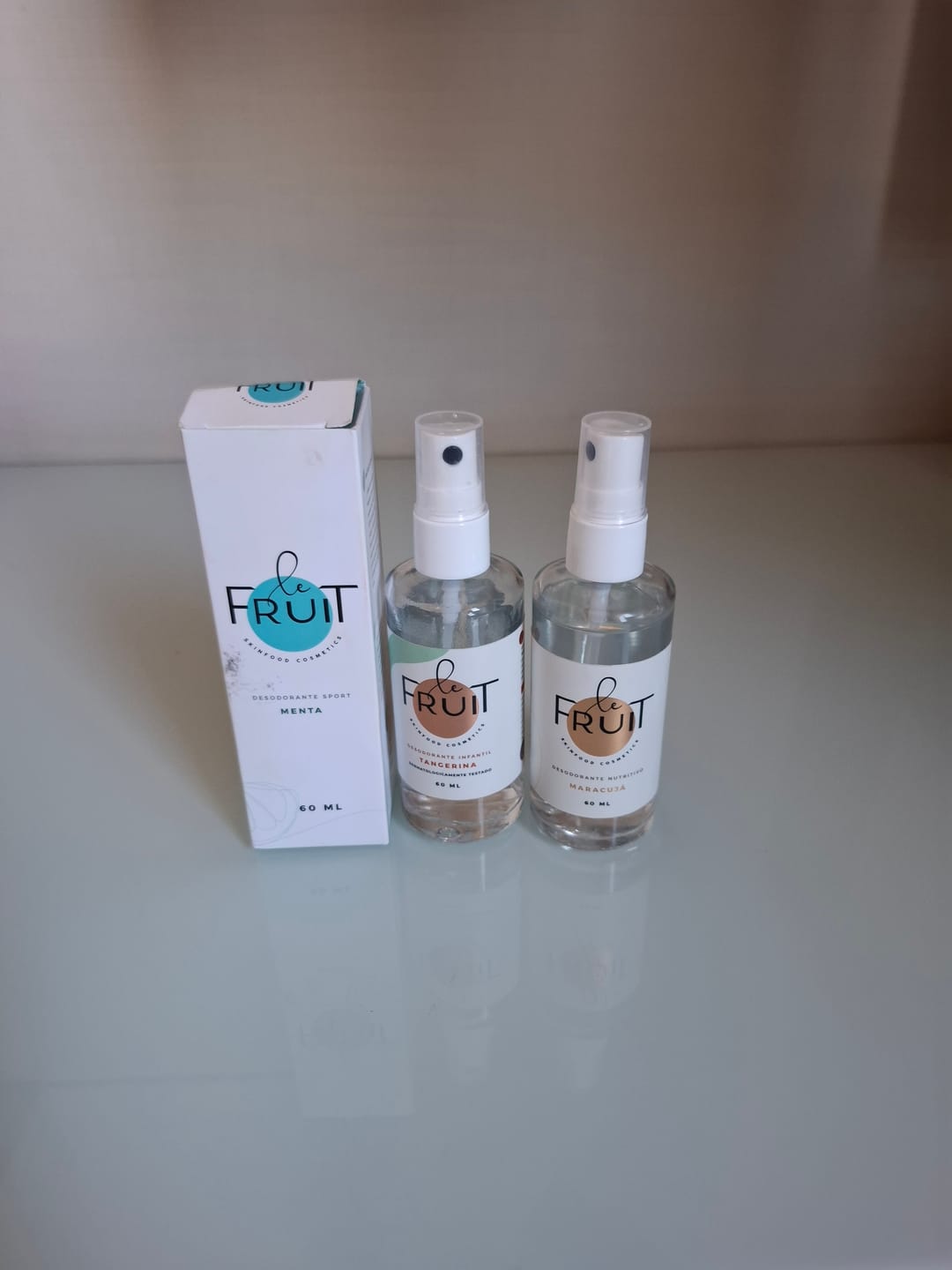 Customer photo review of Desodorante Hidratante