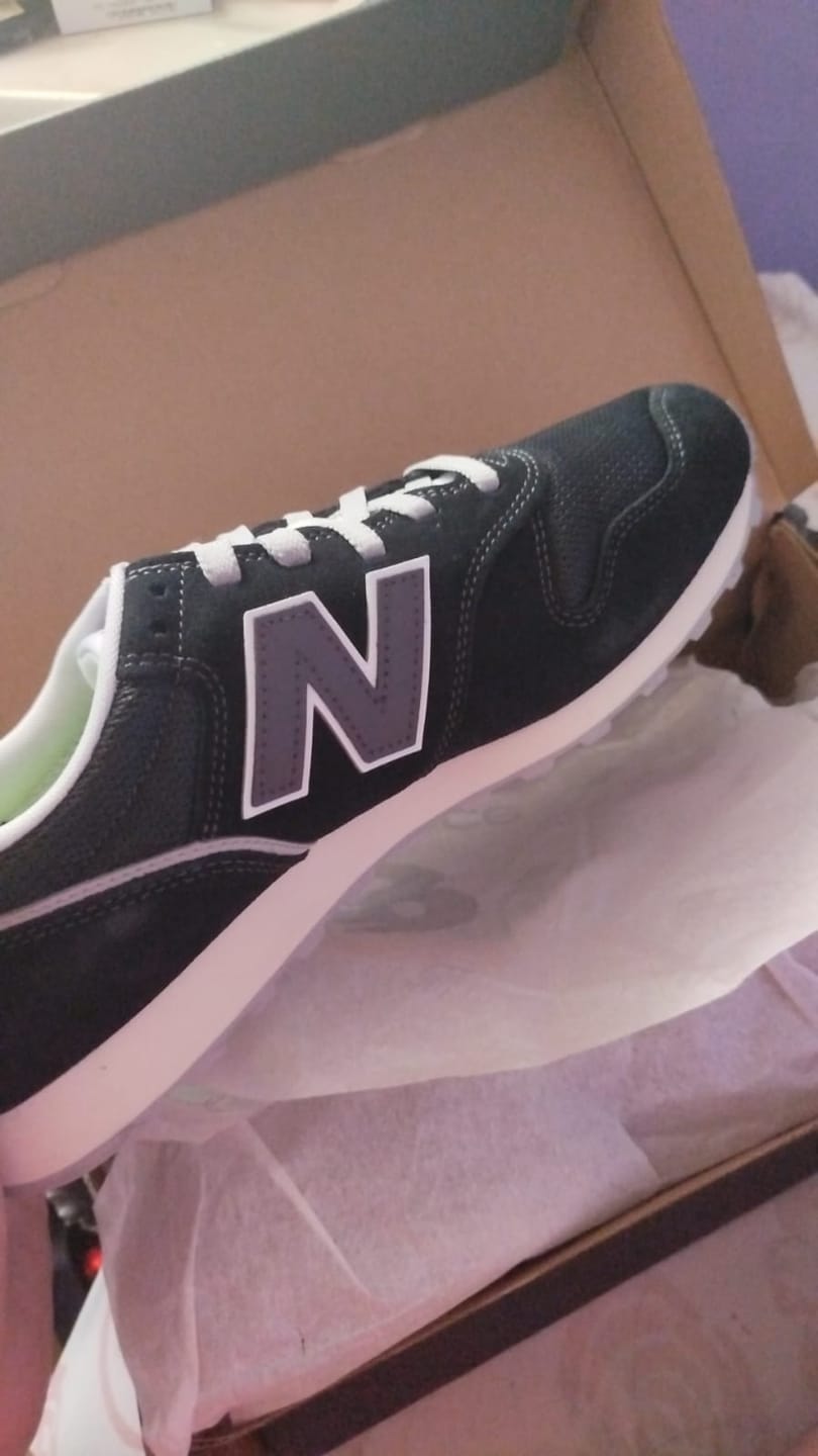 Customer photo review of Zapatilla New Balance 373 Hombre Negro