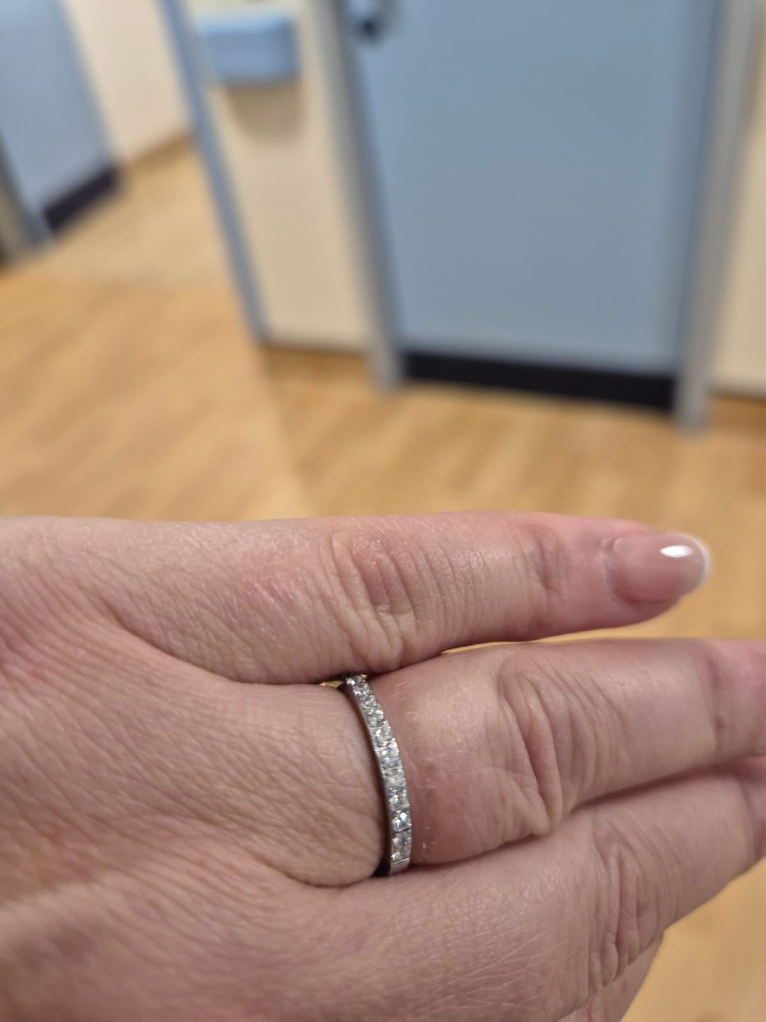 Customer photo review of White Gold 2mm Half Glitz Ring