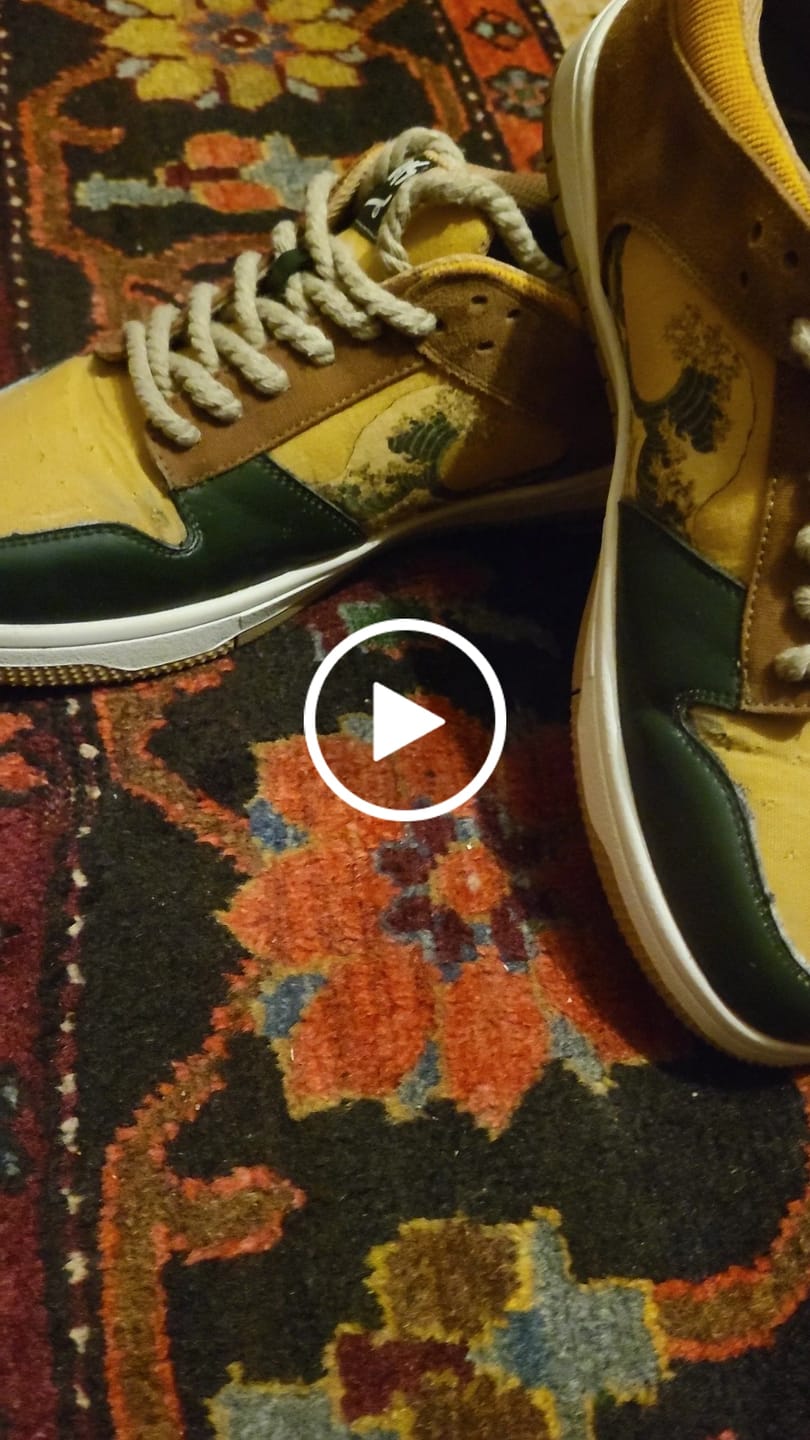 Customer video review of The great wave off Kanagawa inspired sneakers