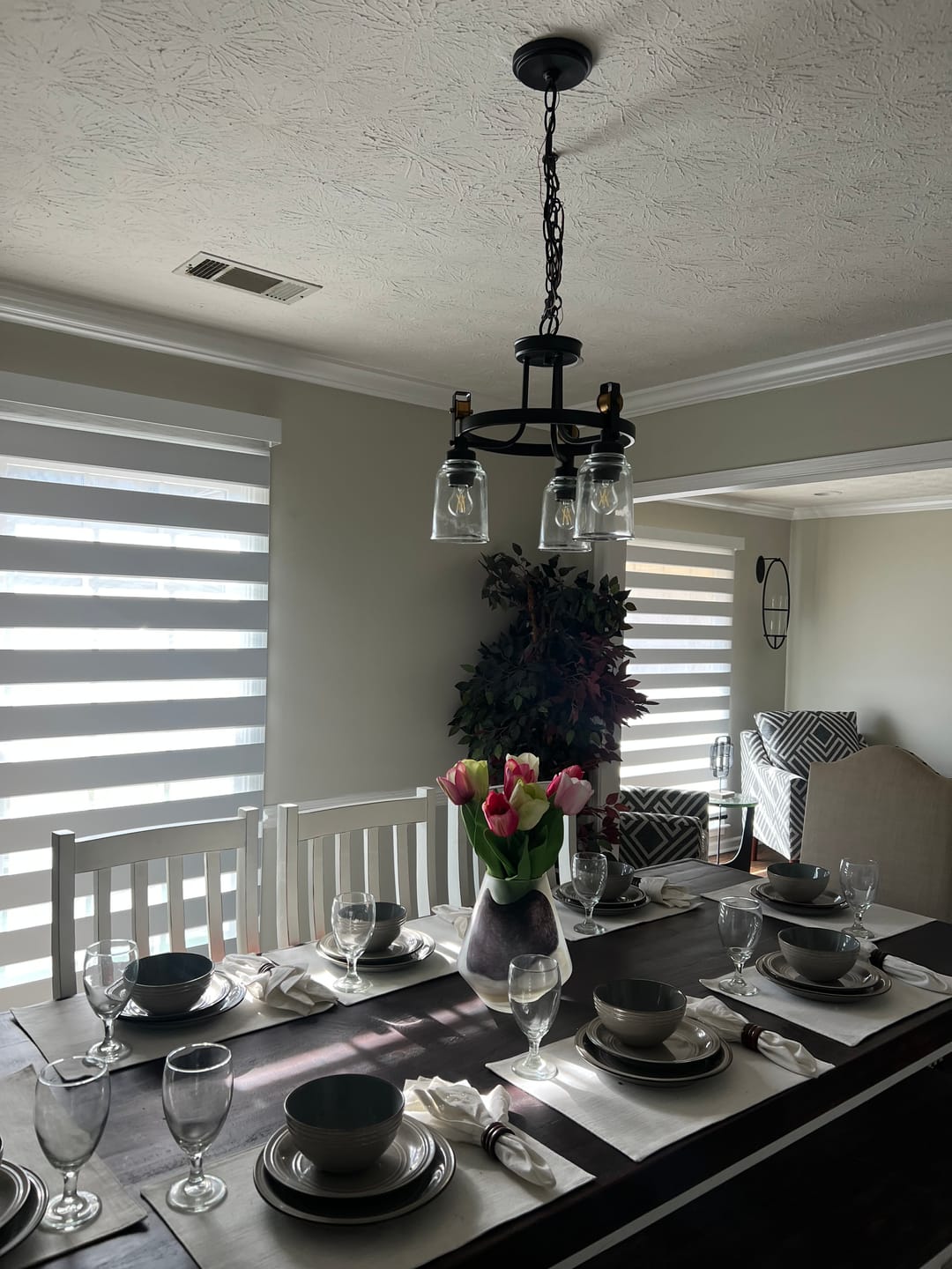 Customer photo review of SmartWings Motorized Zebra Shades 90% Blackout 95mm Astrid