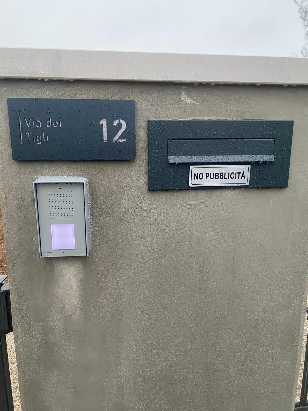 Customer photo review of Numero civico e testo modello Stencil Horizontal