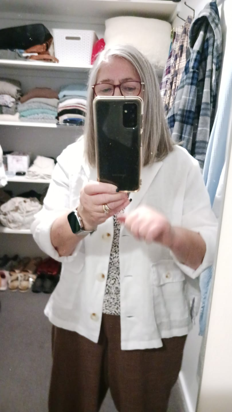Customer photo review of Danielle Linen Cropped Blazer - White