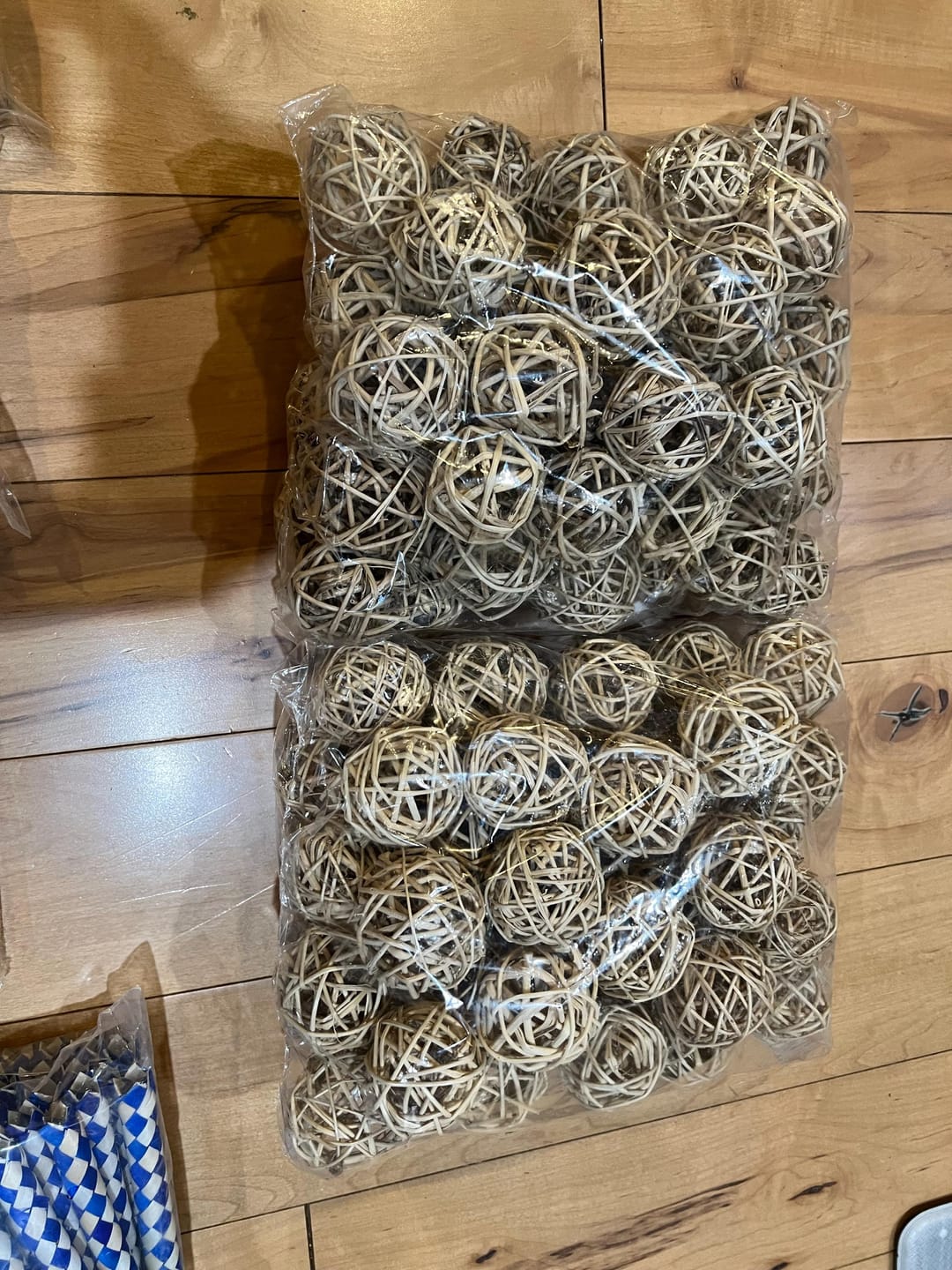 Customer photo review of Vine Balls - 2" (6cm)