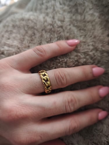 Customer photo review of CLEAN CUBAN RING. - 18K GOLD