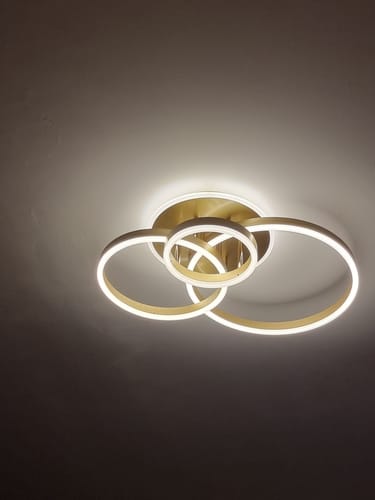 Customer photo review of Lustra LED Beauty Gold 3 Circle Echivalent 600W Telecomanda