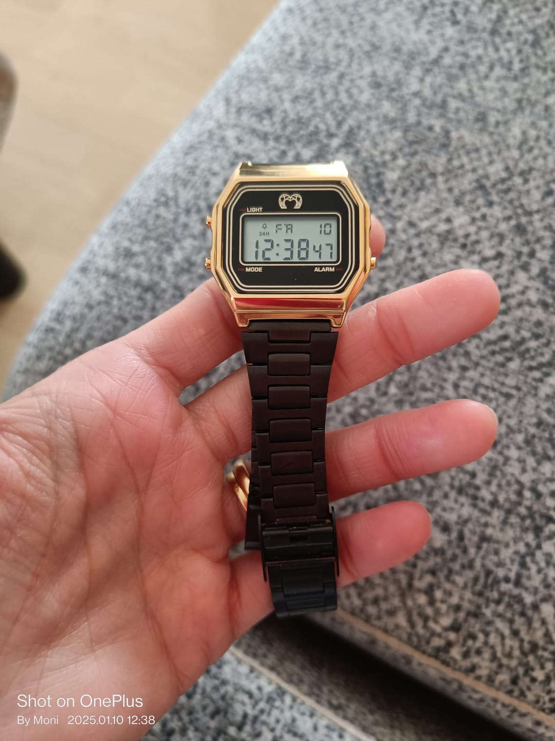 Customer photo review of Reloj Digital Vintage ~ BlackGold