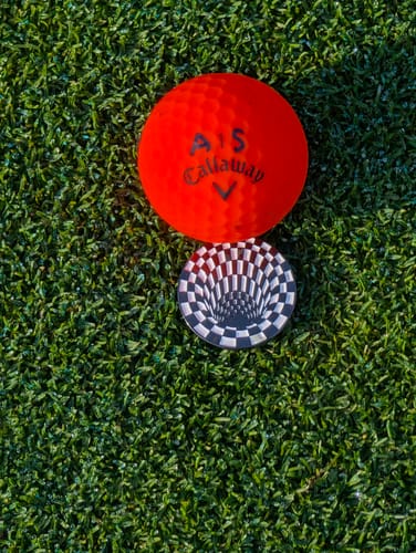 Customer photo review of Optical Illusion - Ball Marker