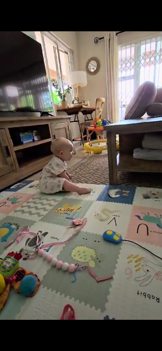 Customer photo review of Safari and Alphabet Folding Play Mat - Large (180x 200x1.5cm)