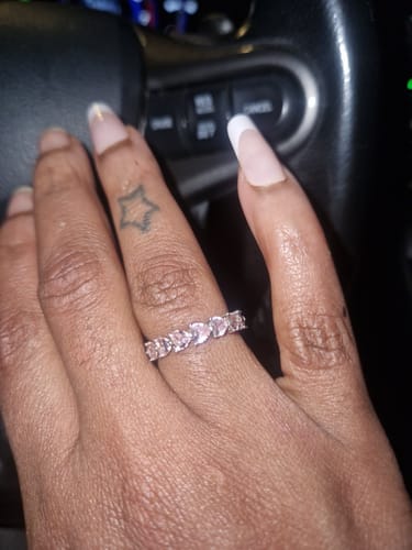 Customer photo review of PINK HEART CUT BAND 925. - WHITE GOLD