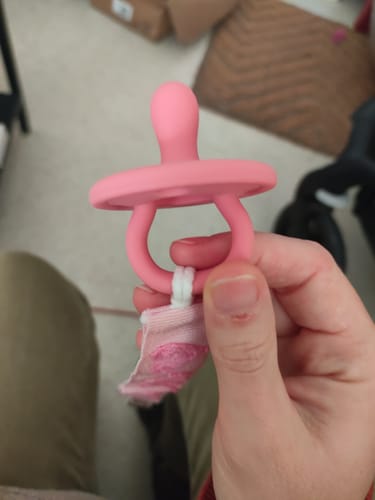 Customer photo review of Kit 2 Chupetes CLÁSICOS Rosa Pálido y Rosa Nenina & Co