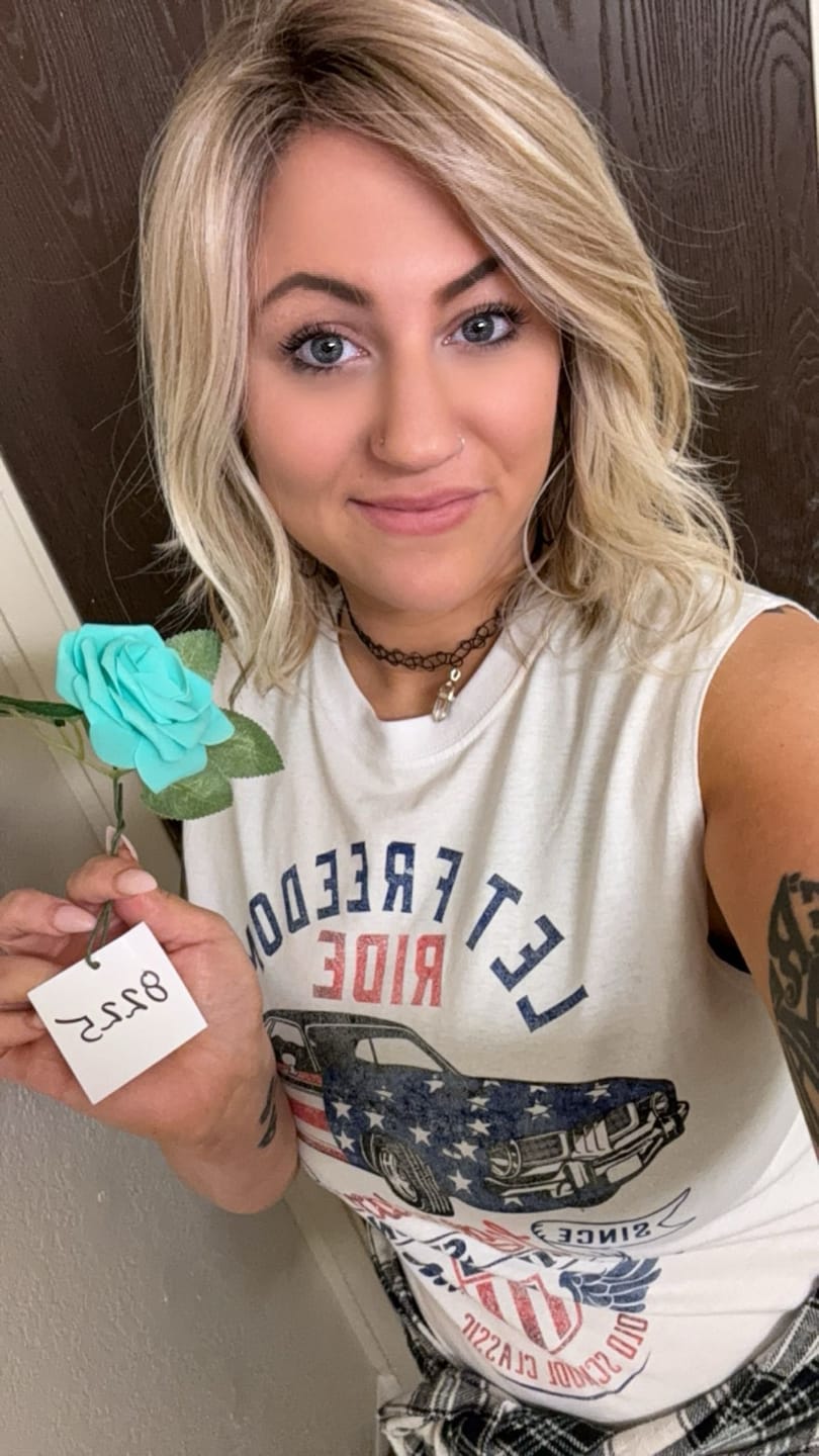 Customer photo review of CALLING COMPLIMENTS - Neutral Sand Blonde