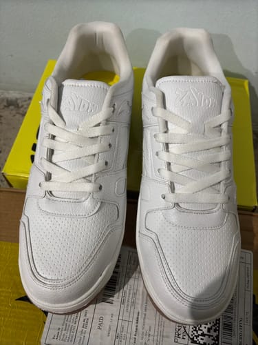 Customer photo review of CLUB Off White