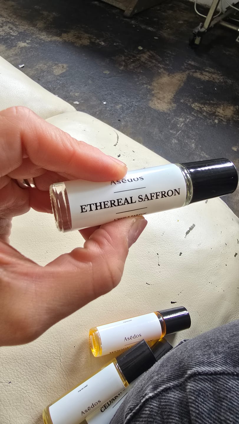 Customer photo review of ETHEREAL SAFFRON PERFUME OIL