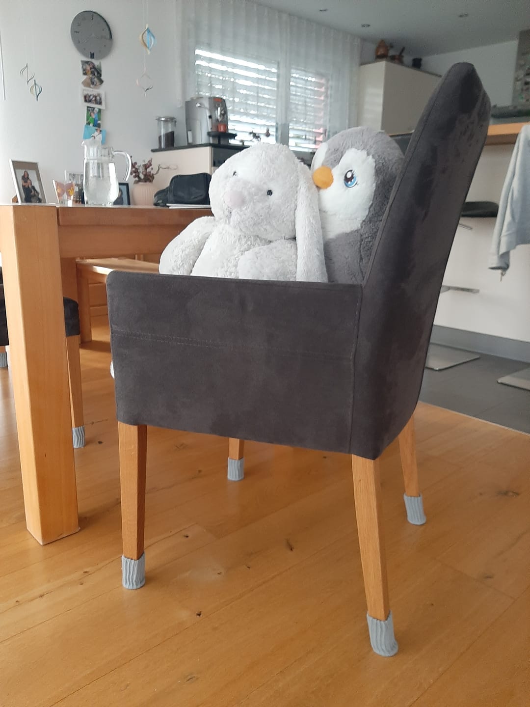 Customer photo review of Stuhlsocken Grau 4er Set