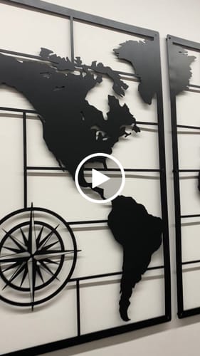 Customer video review of Décoration Murale en Métal - Triptyque Carte du Monde (M4)
