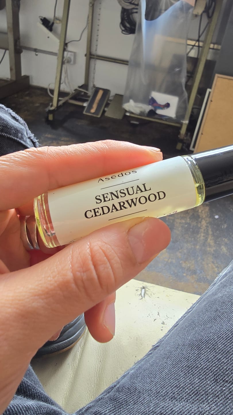 Customer photo review of SENSUAL CEDARWOOD PERFUME OIL