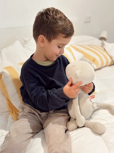 Customer photo review of Peluche Grisel, El Gato ADADA Paris x Nenina & Co - Grande