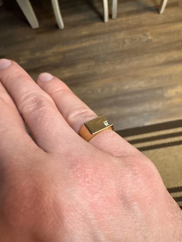 Customer photo review of Geo Signet Ring
