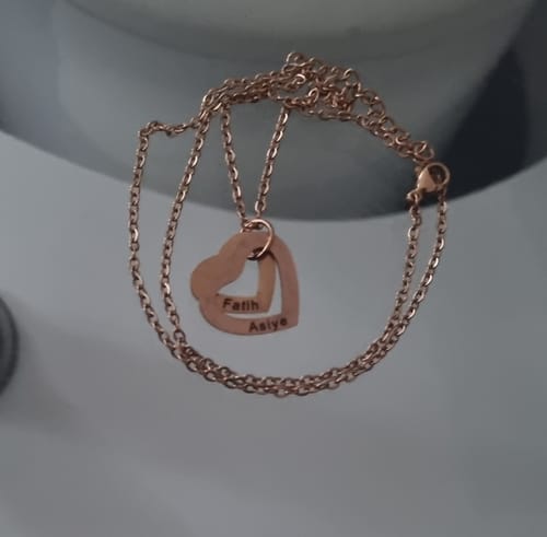Customer photo review of Kette mit personalisierten Herzen