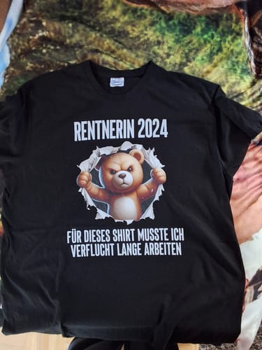 Customer photo review of RENTNERIN 2024 Vorderdruck Unisex T-Shirt