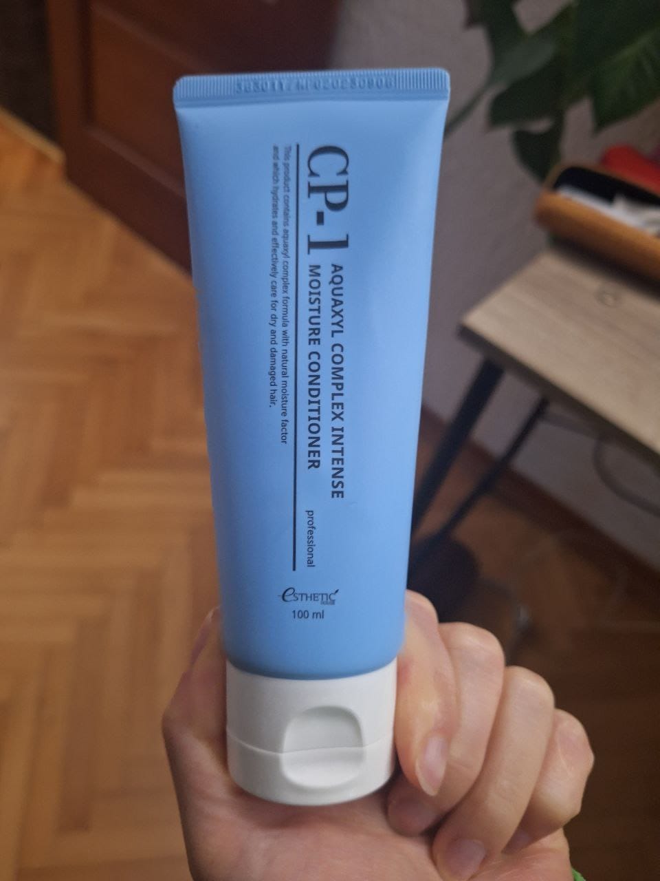 Customer photo review of Mitrinošs kondicionieris ar akvaksilu sausiem matiem CP-1 Aquaxyl Complex Intense Moisture Conditioner