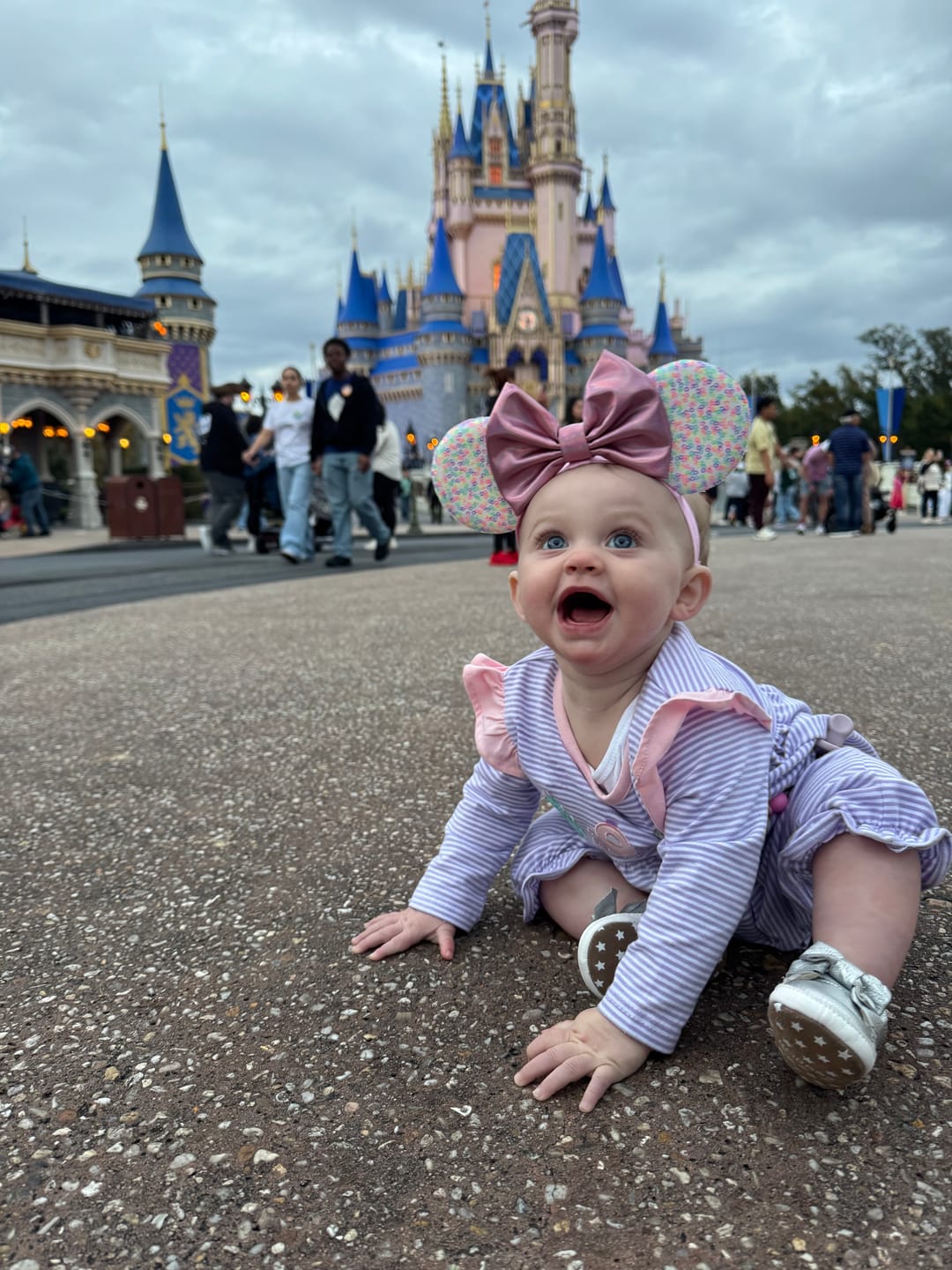 Customer photo review of Pink Confetti Mommy & Me Mickey Ears