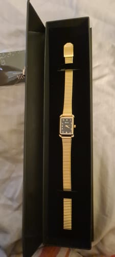 Customer photo review of LA MIDNIGHT MONTRE DORÉ AVEC CHIFFRES ARABES